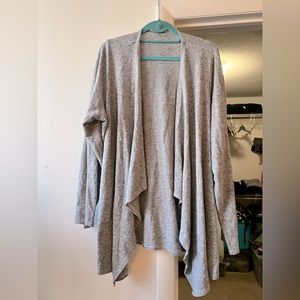 TORRID OPEN FRONT GRAY CARDIGAN